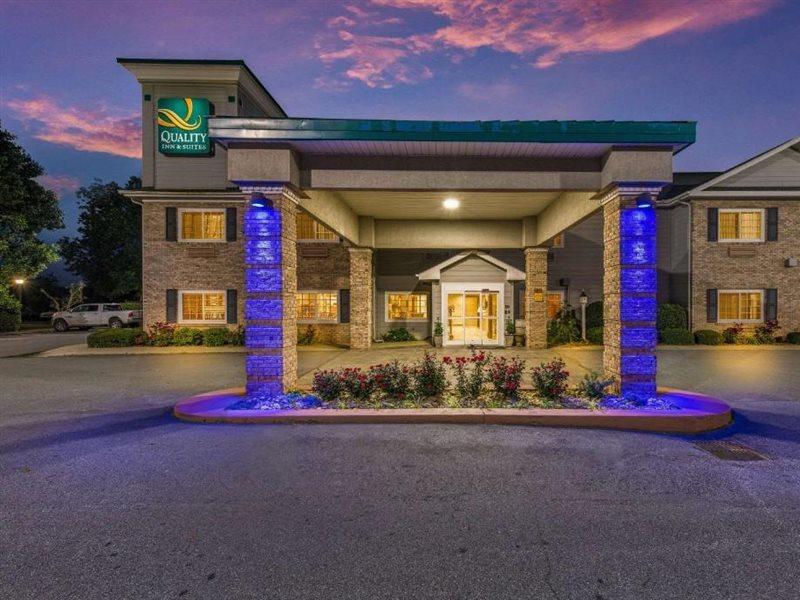 Quality Inn & Suites Hendersonville - Flat Rock Εξωτερικό φωτογραφία