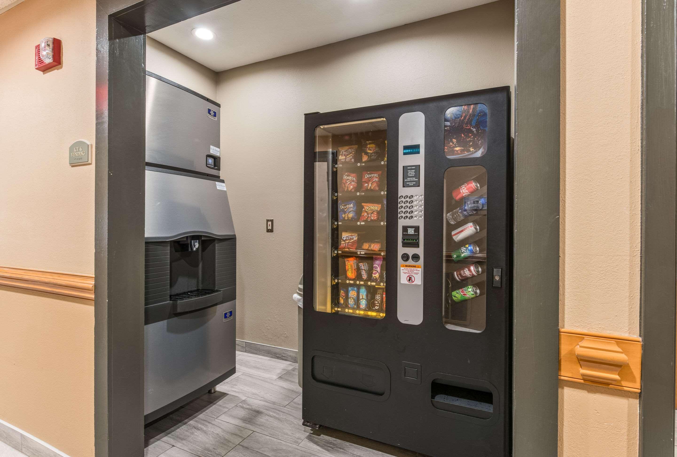 Quality Inn & Suites Hendersonville - Flat Rock Εξωτερικό φωτογραφία