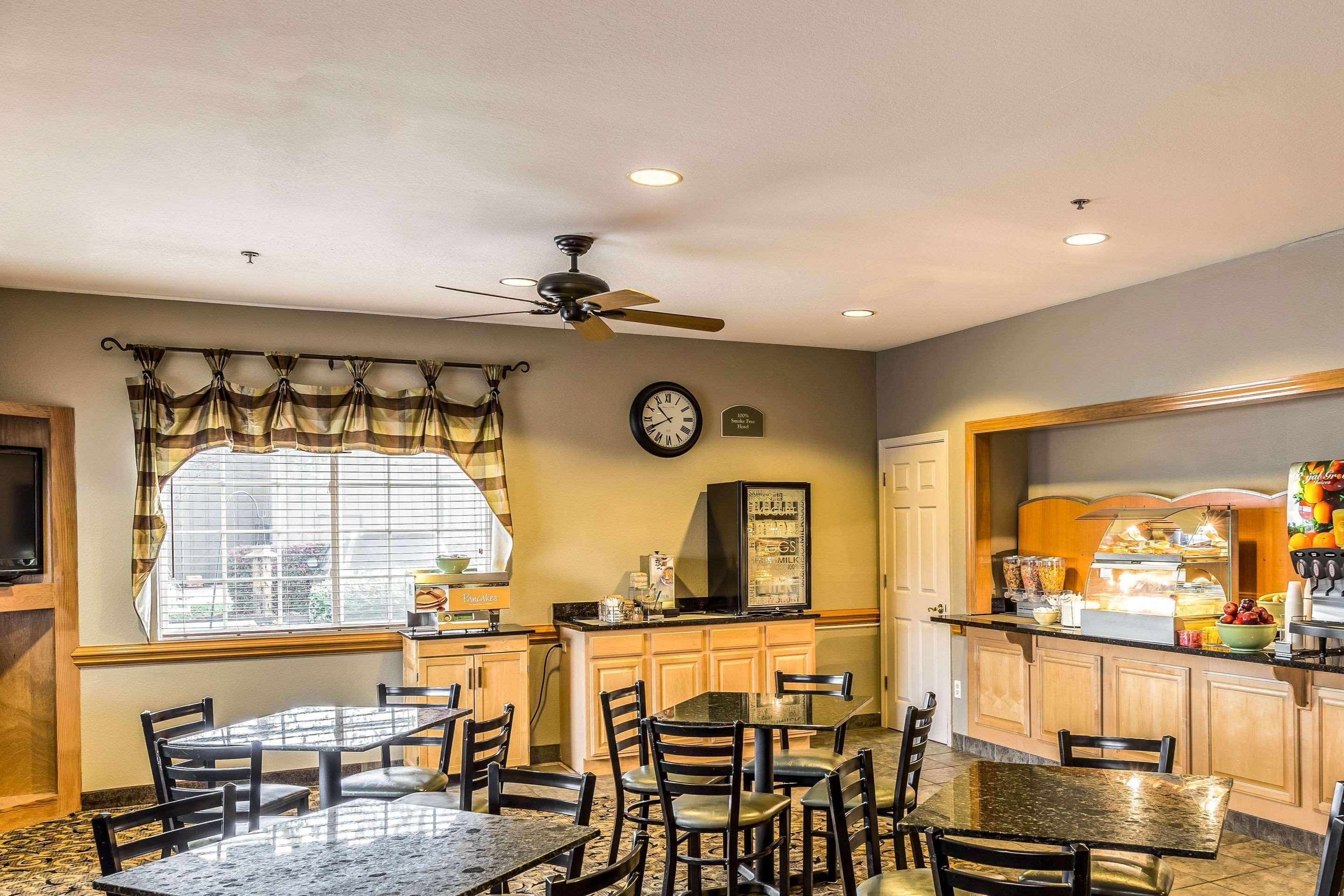 Quality Inn & Suites Hendersonville - Flat Rock Εξωτερικό φωτογραφία