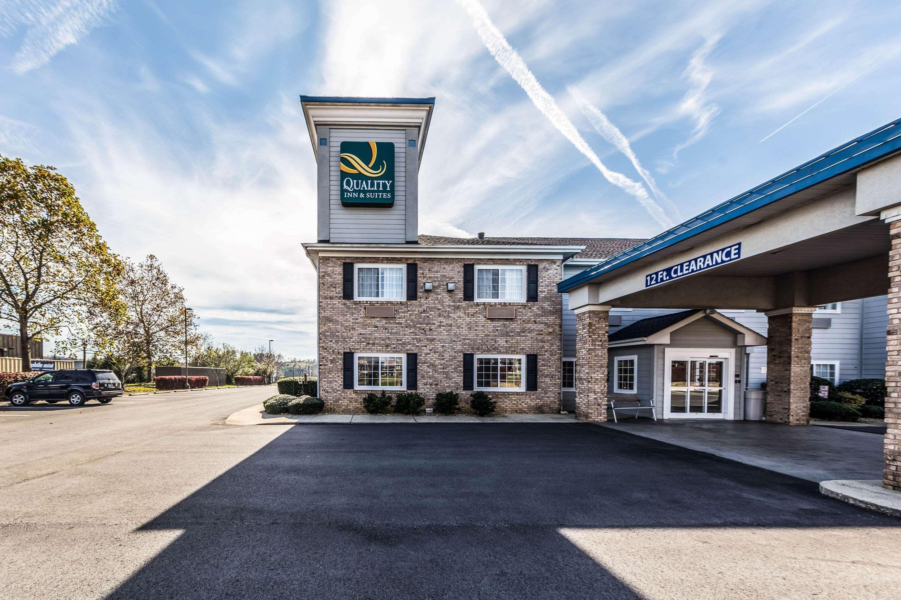 Quality Inn & Suites Hendersonville - Flat Rock Εξωτερικό φωτογραφία