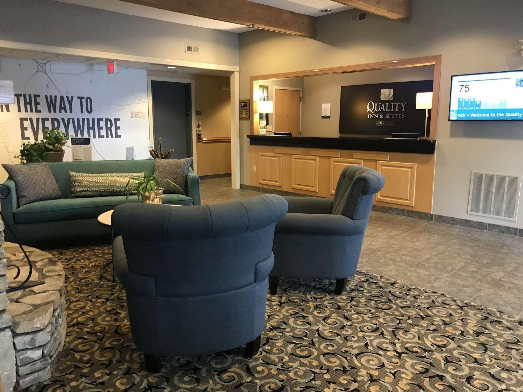 Quality Inn & Suites Hendersonville - Flat Rock Εξωτερικό φωτογραφία